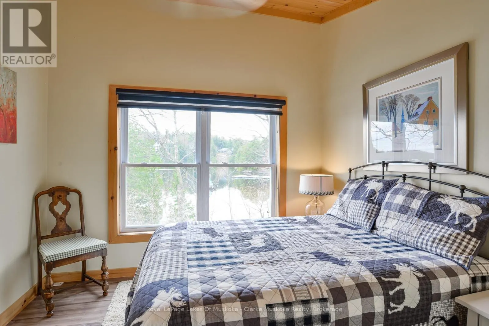 7 - 7 SILVER POINT ROAD, #7