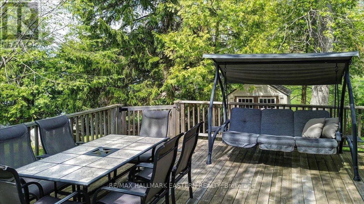 43 LAKESHORE BOULEVARD