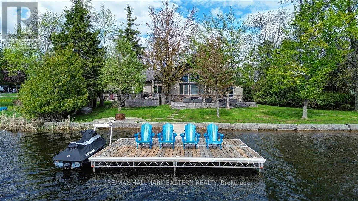 43 LAKESHORE BOULEVARD