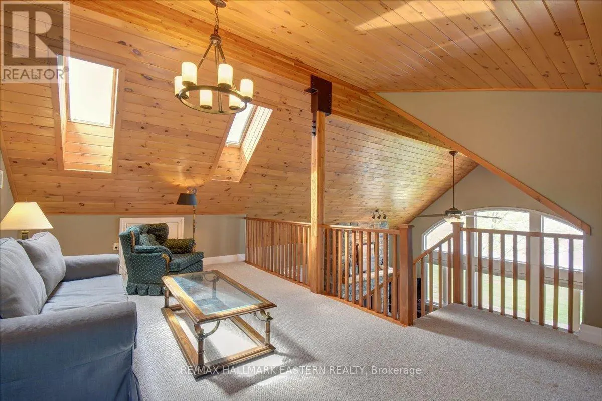 43 LAKESHORE BOULEVARD