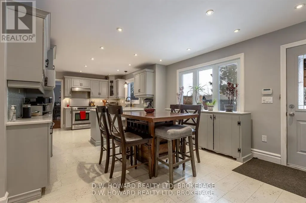 22 CORONATION DRIVE