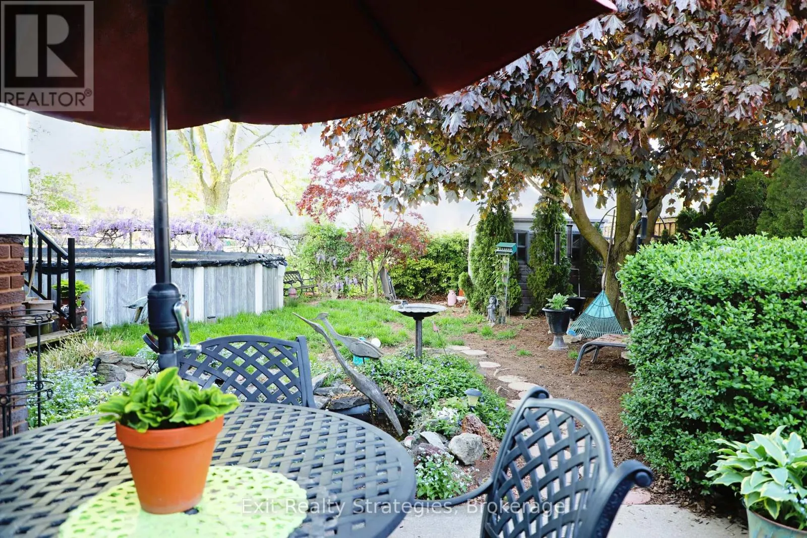35 MCDONAGH CRESCENT W