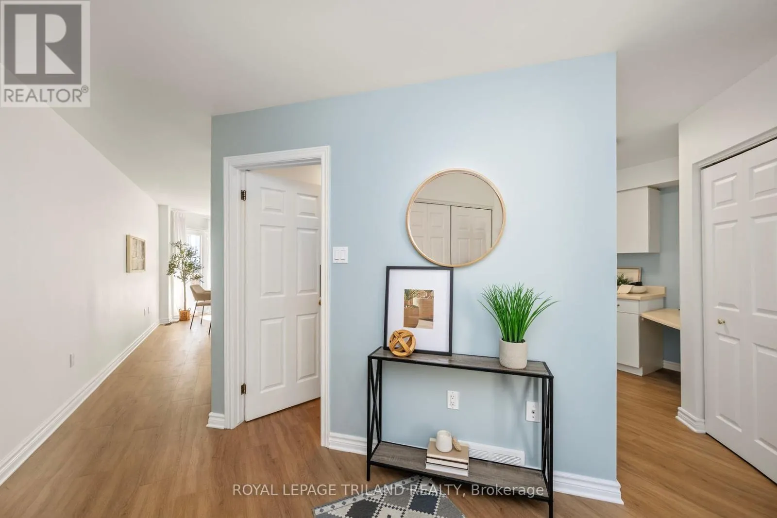 3 - 374 EDITH CAVELL BOULEVARD, #3