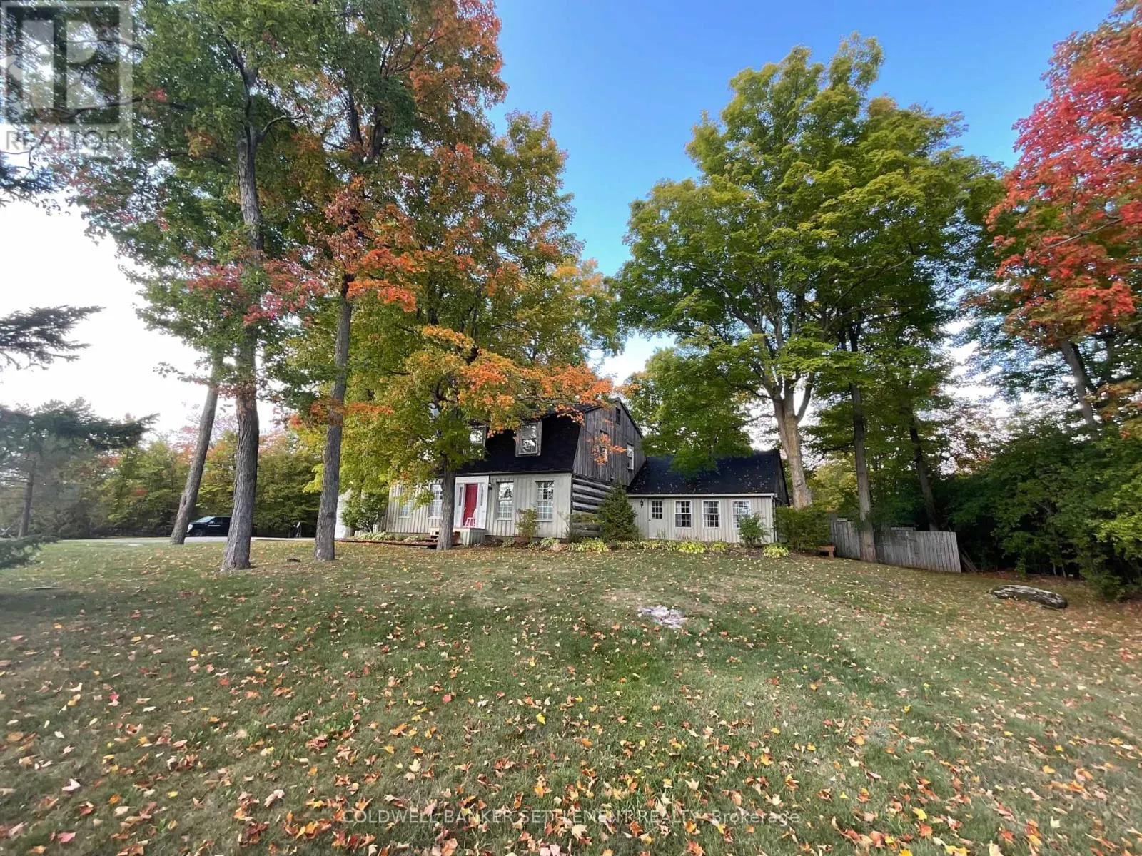 93 RIDEAU FERRY ROAD