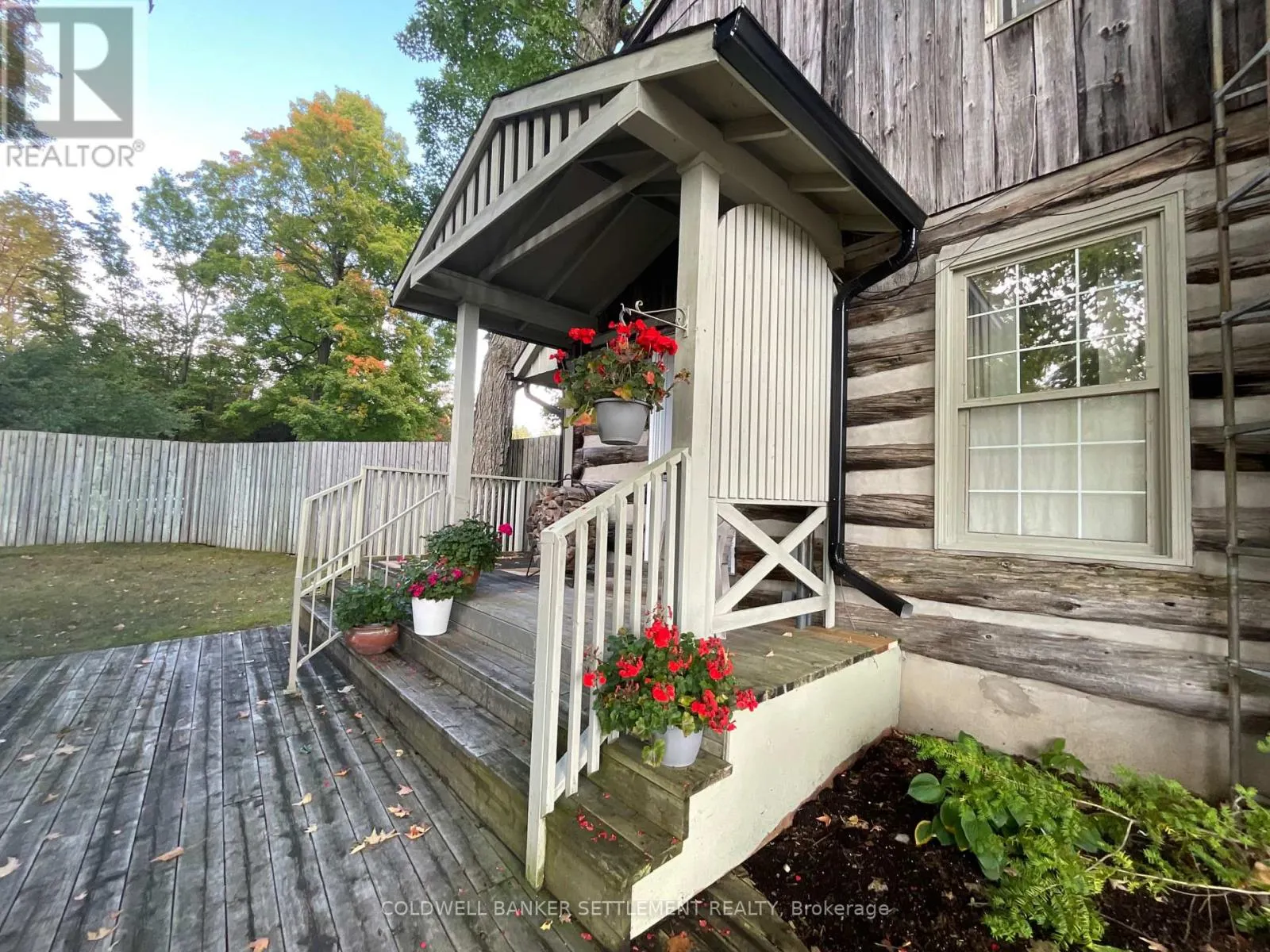 93 RIDEAU FERRY ROAD