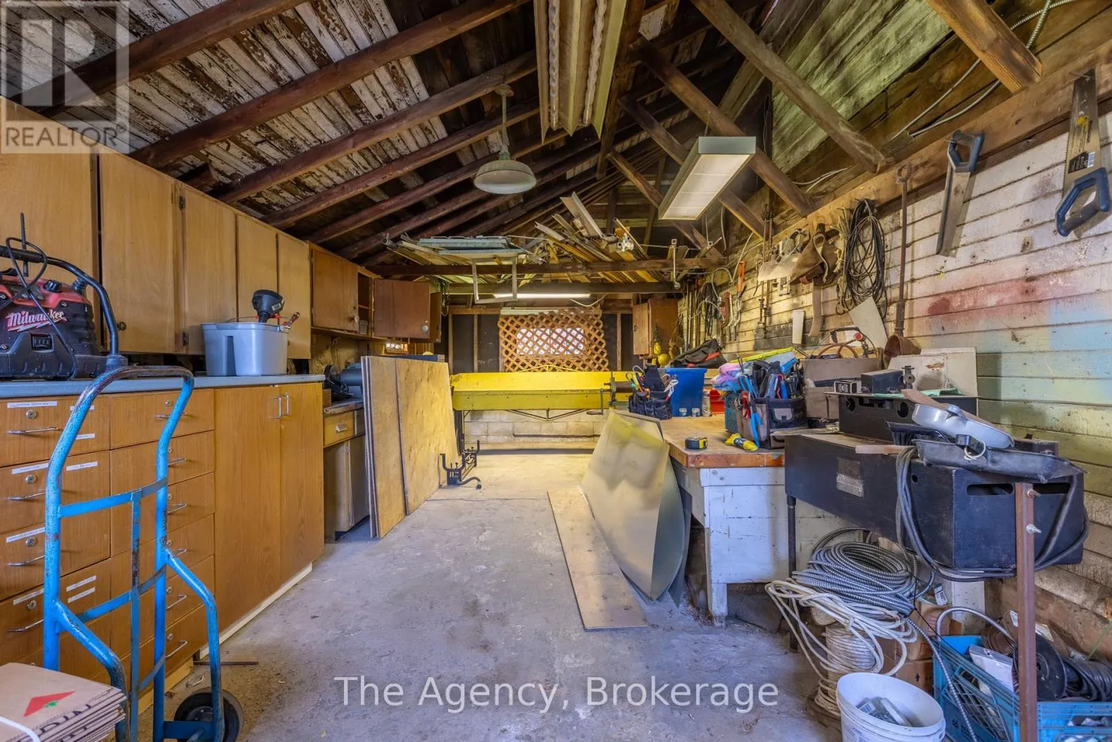 511 CANBORO ROAD