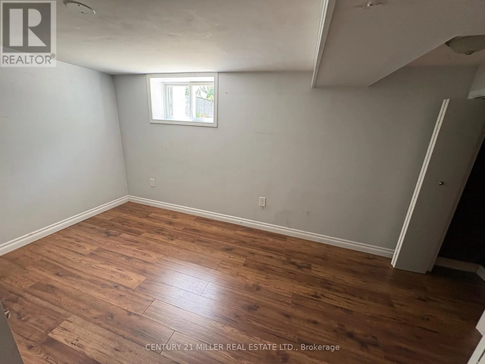 59 LONGWOOD ROAD N