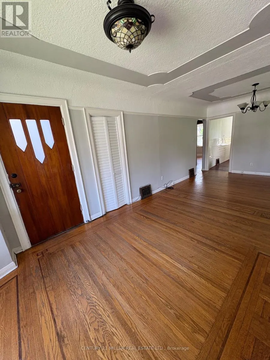 59 LONGWOOD ROAD N