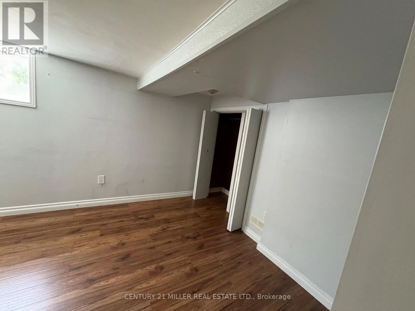 59 LONGWOOD ROAD N