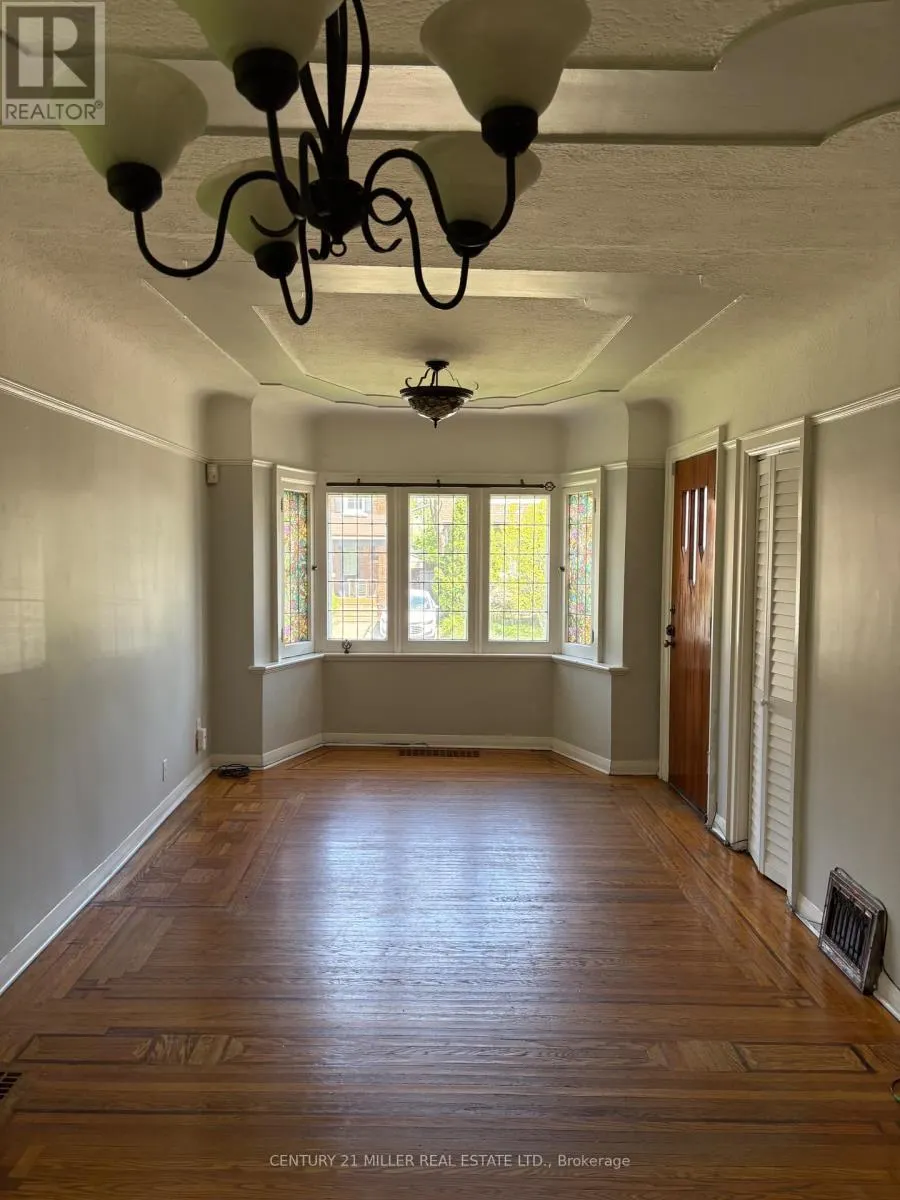 59 LONGWOOD ROAD N