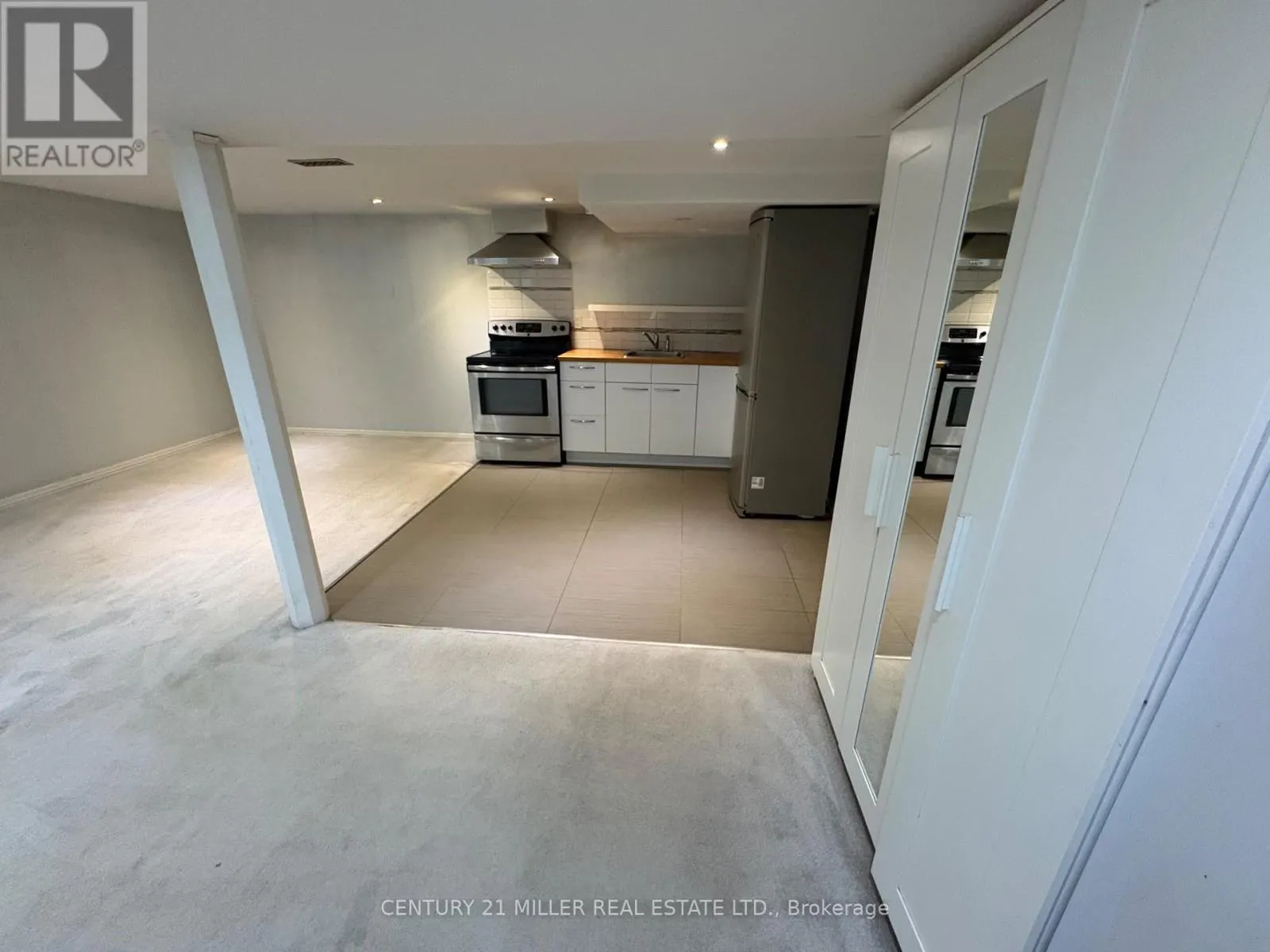 59 LONGWOOD ROAD N