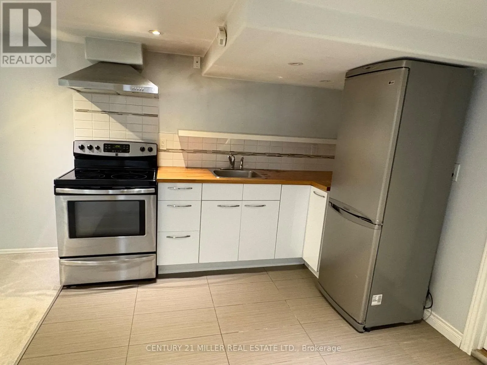 59 LONGWOOD ROAD N