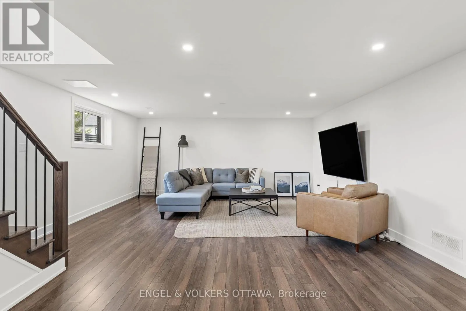 312 SHOREWAY DRIVE. DRIVE