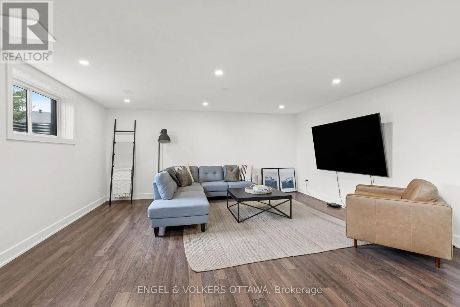 312 SHOREWAY DRIVE. DRIVE