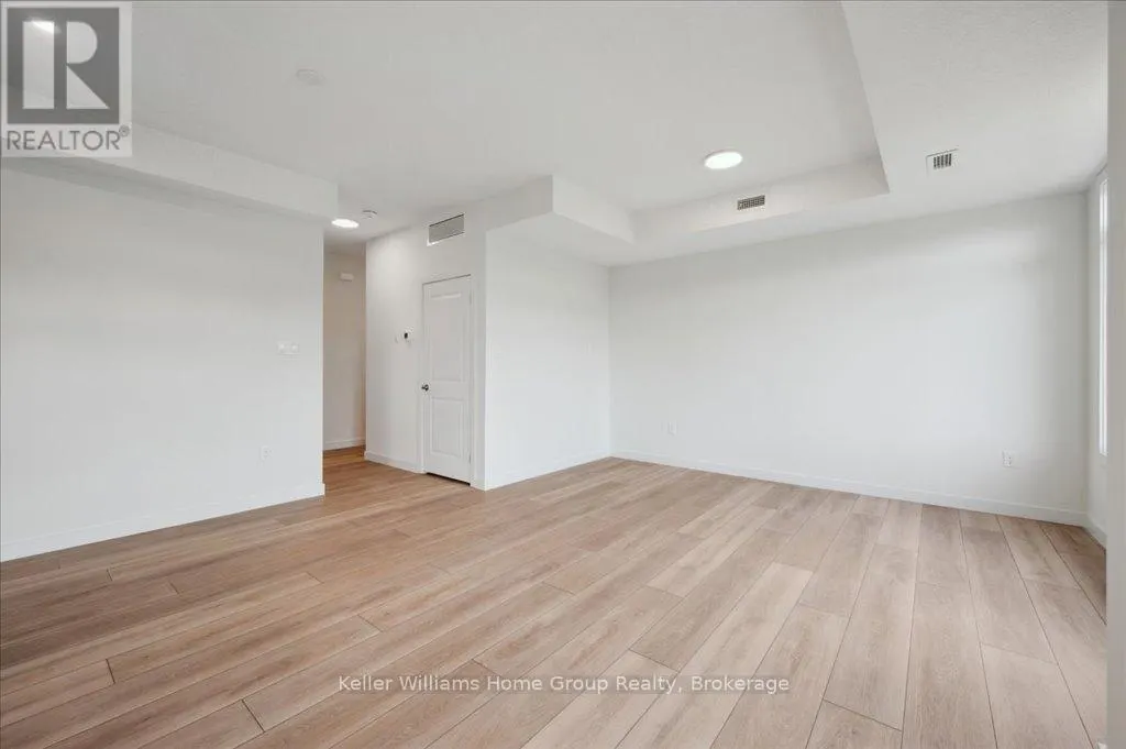140 - 824 WOOLWICH STREET, #140