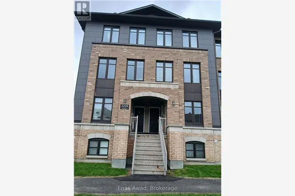 3 - 2224 MARBLE CRESCENT, #3