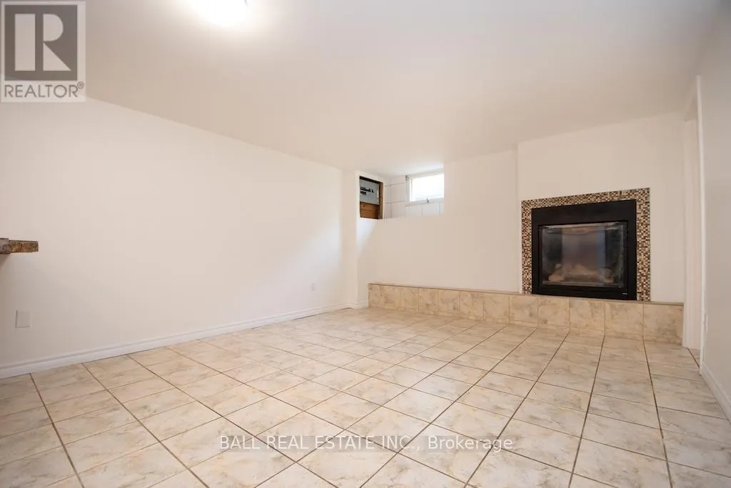 286 SUNSET BOULEVARD