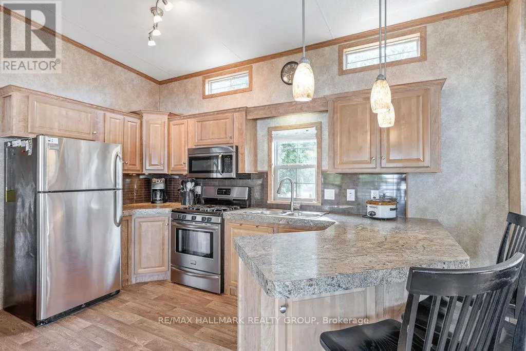 276 WHITE CEDARS ROAD
