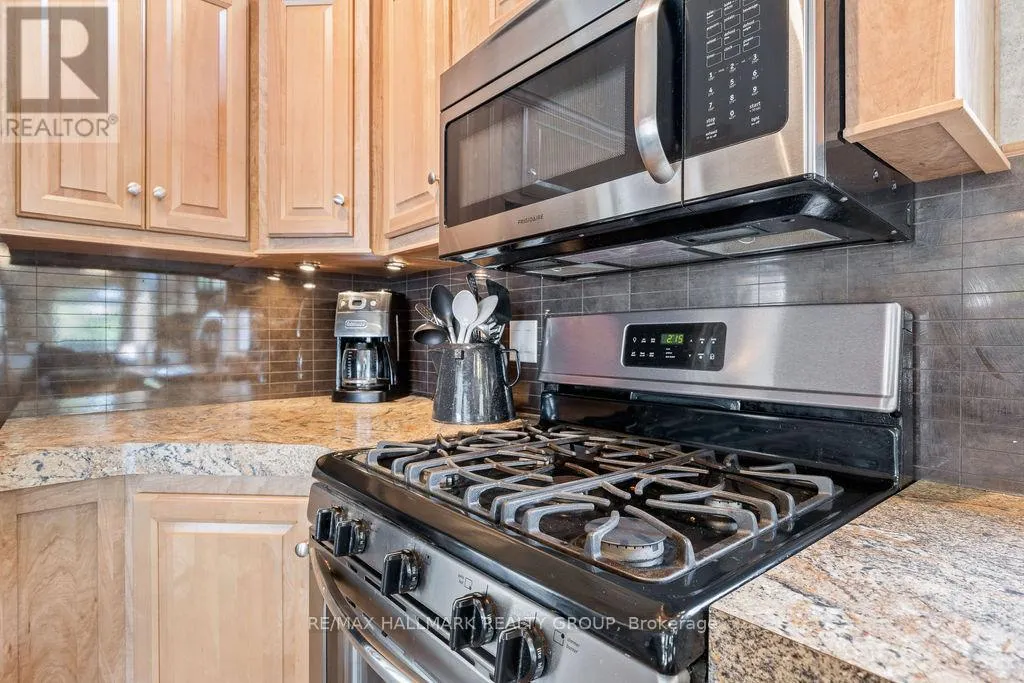 276 WHITE CEDARS ROAD