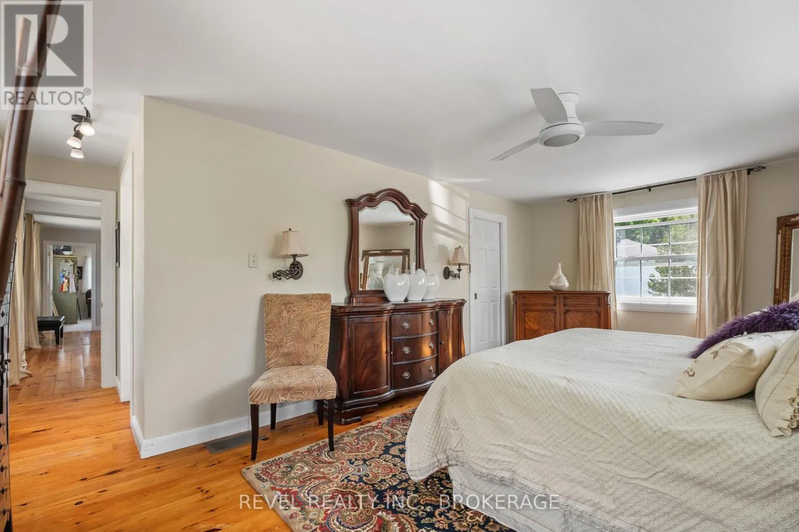 6 CAMPBELL STREET