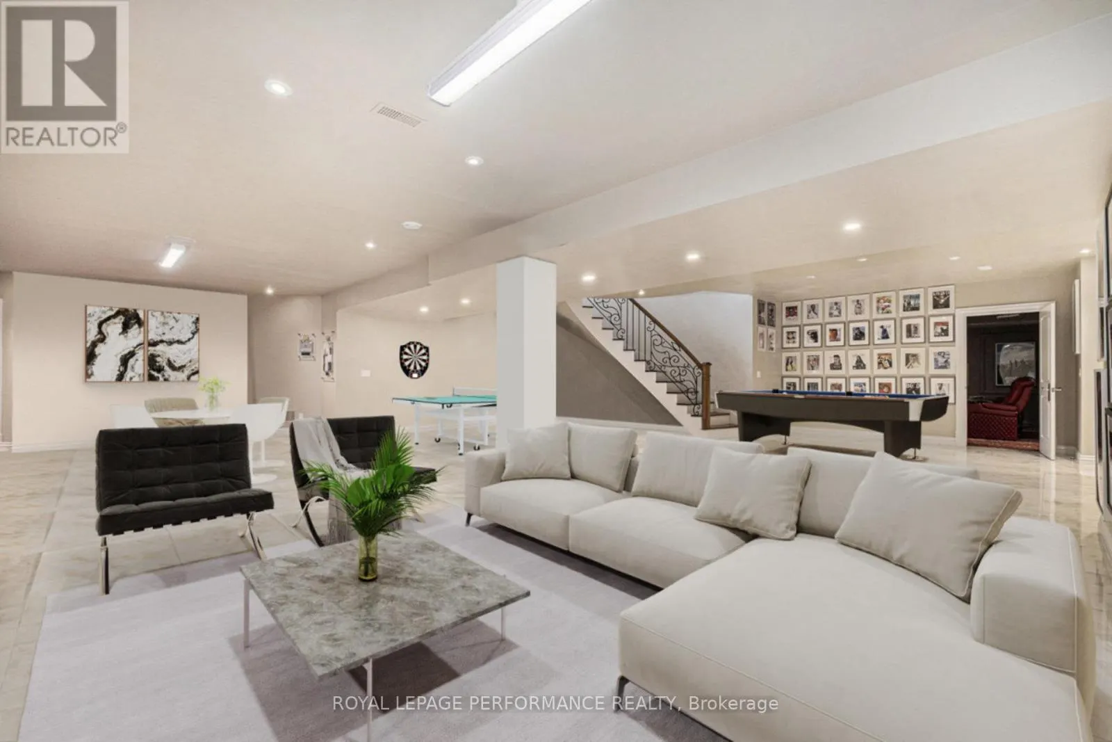 1413 BLACKHORSE COURT