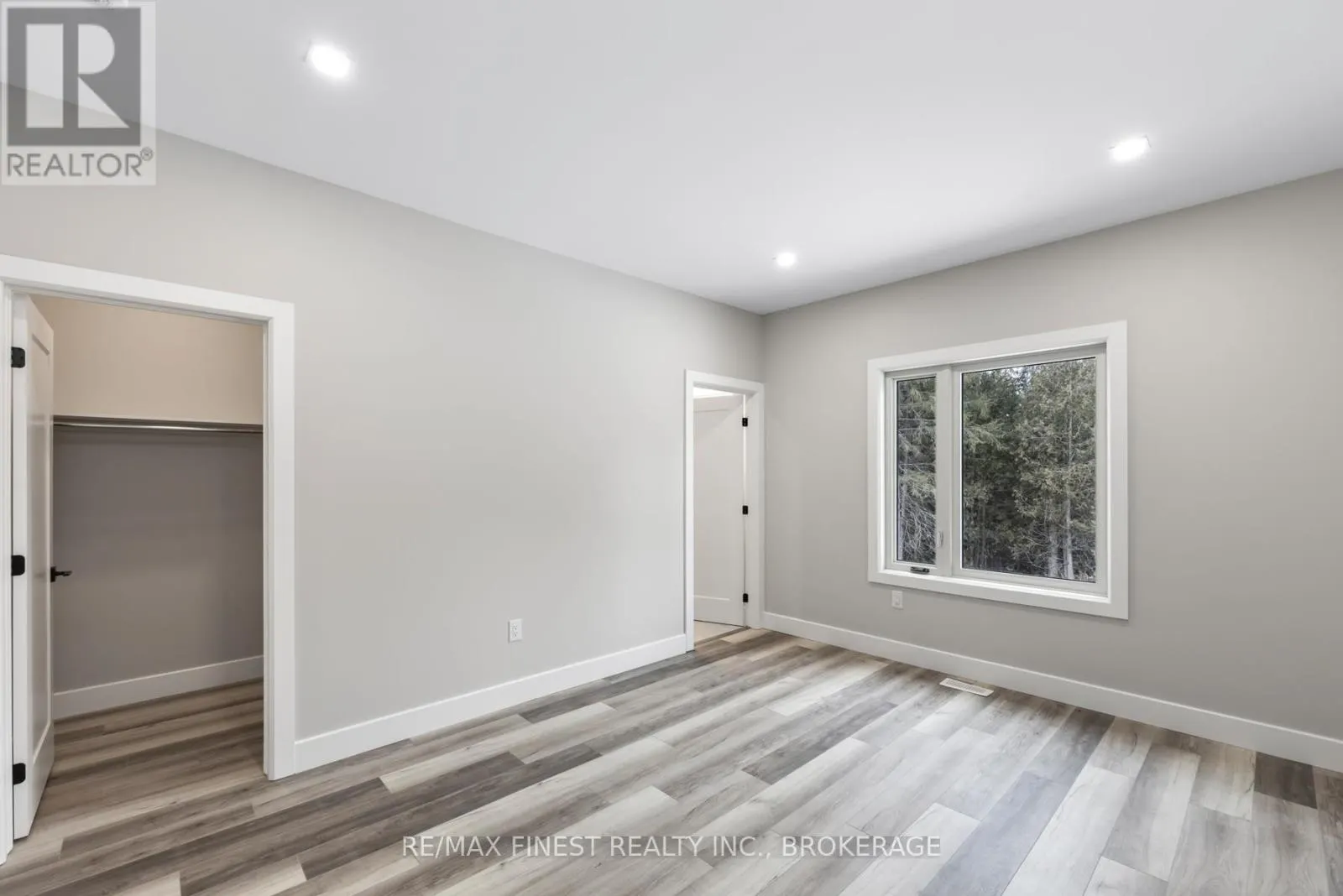 161 CREIGHTON DRIVE