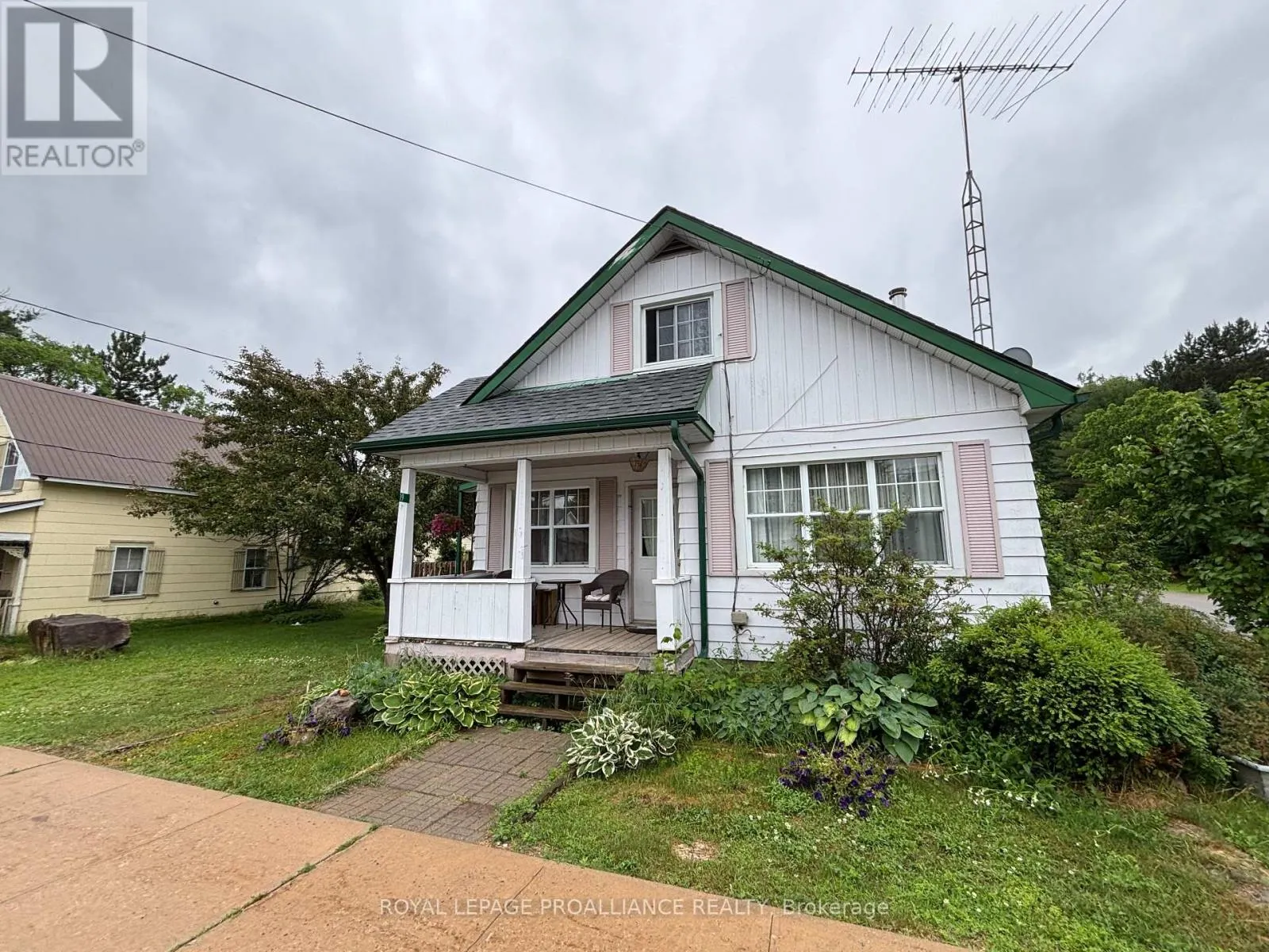 19 WILNO STREET