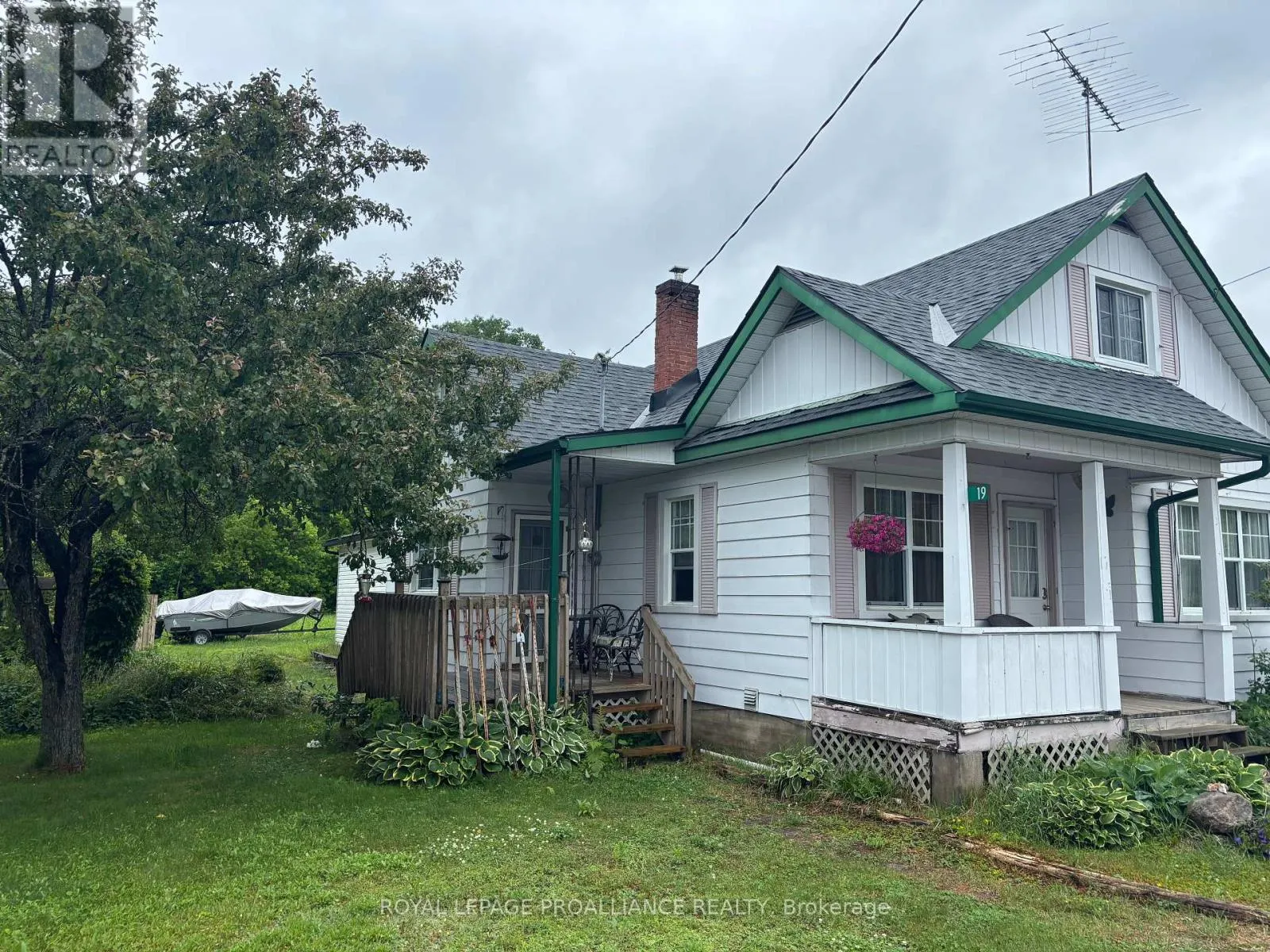 19 WILNO STREET