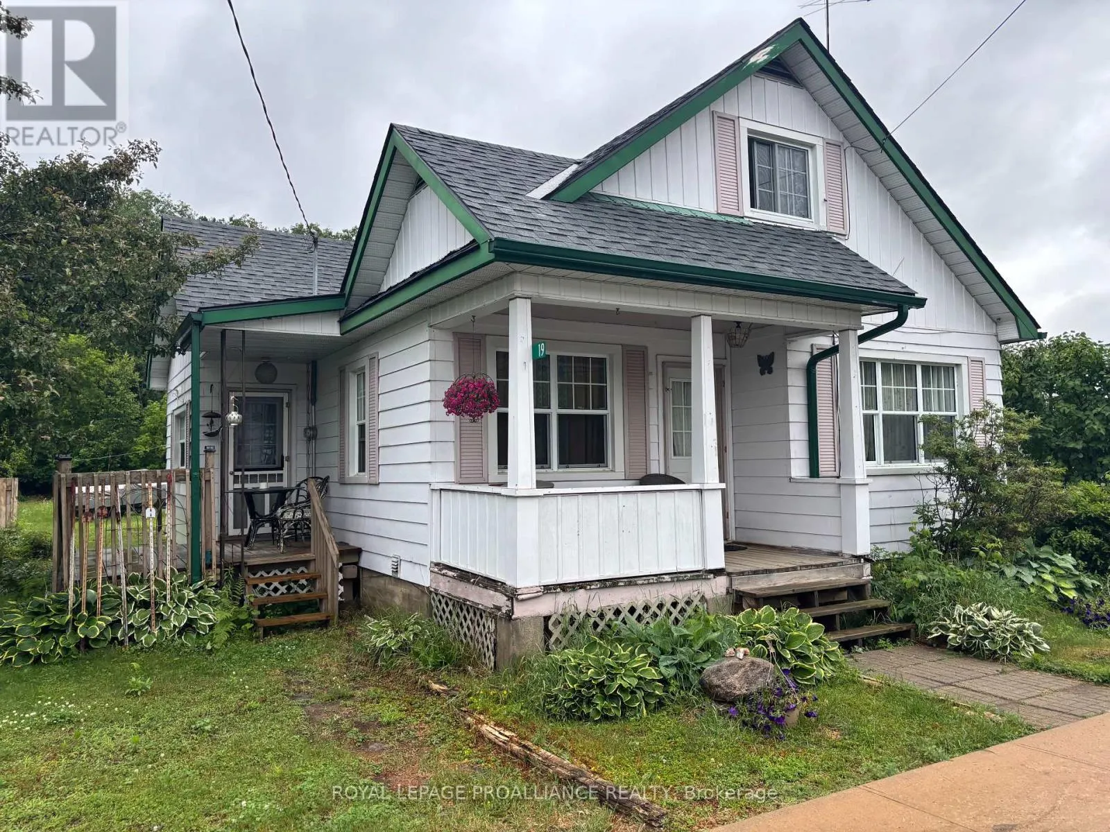 19 WILNO STREET