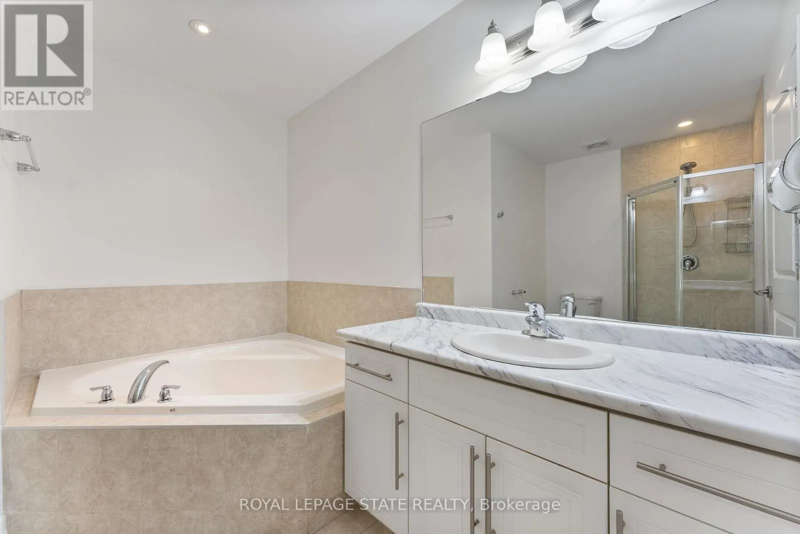 68 DODMAN CRESCENT