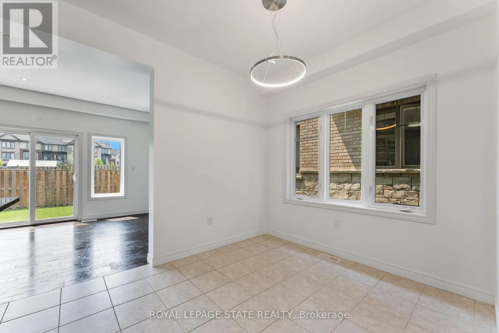 68 DODMAN CRESCENT