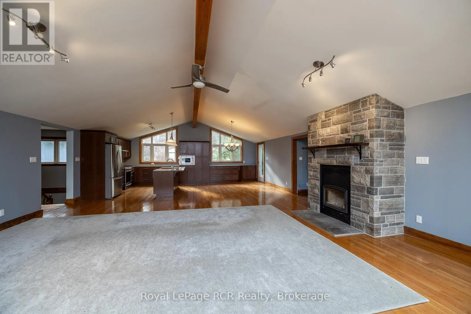 123 LAKEVIEW ROAD