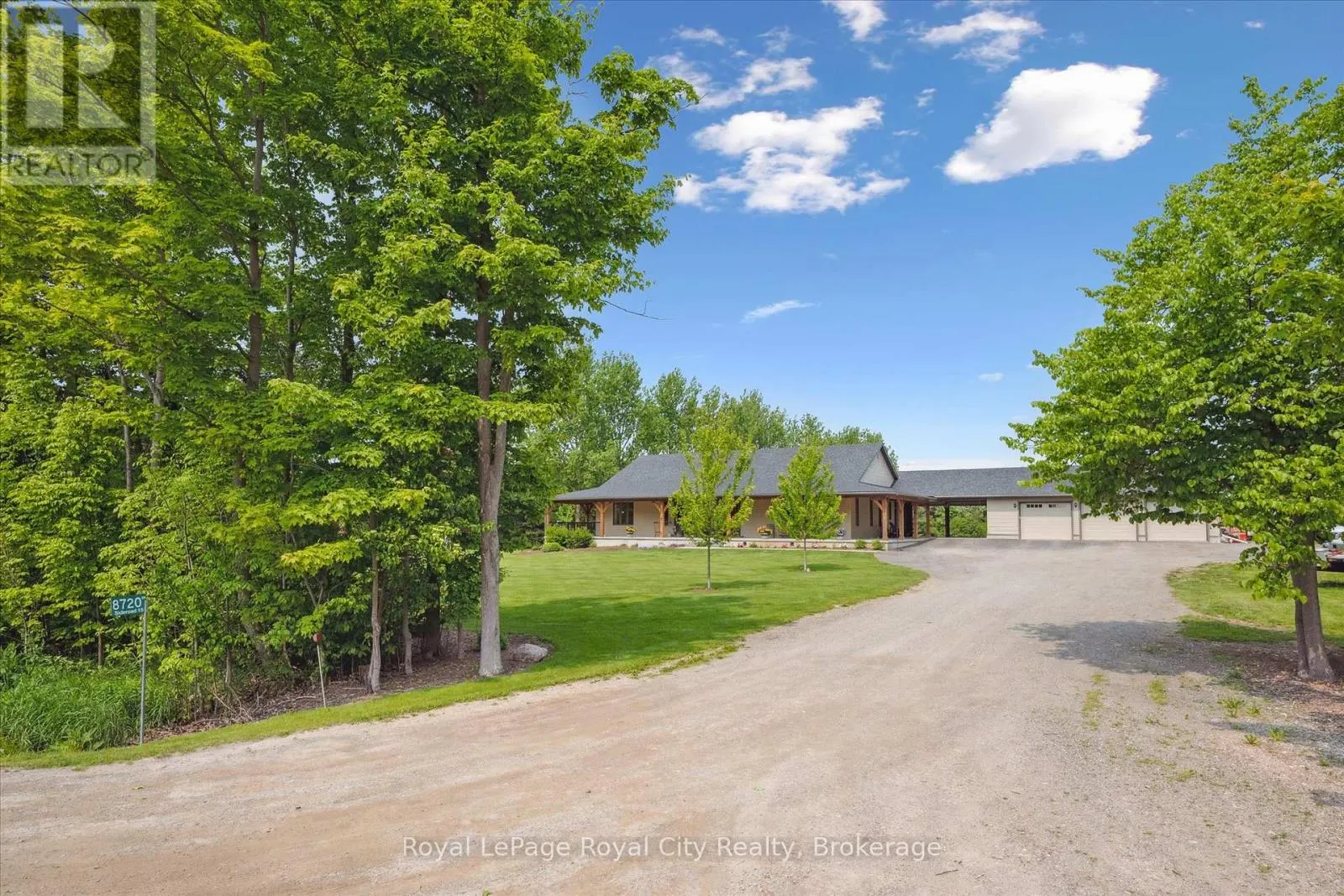 8720 15 SIDE ROAD