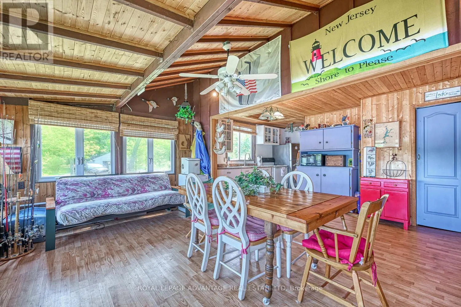 832 KLON LANE