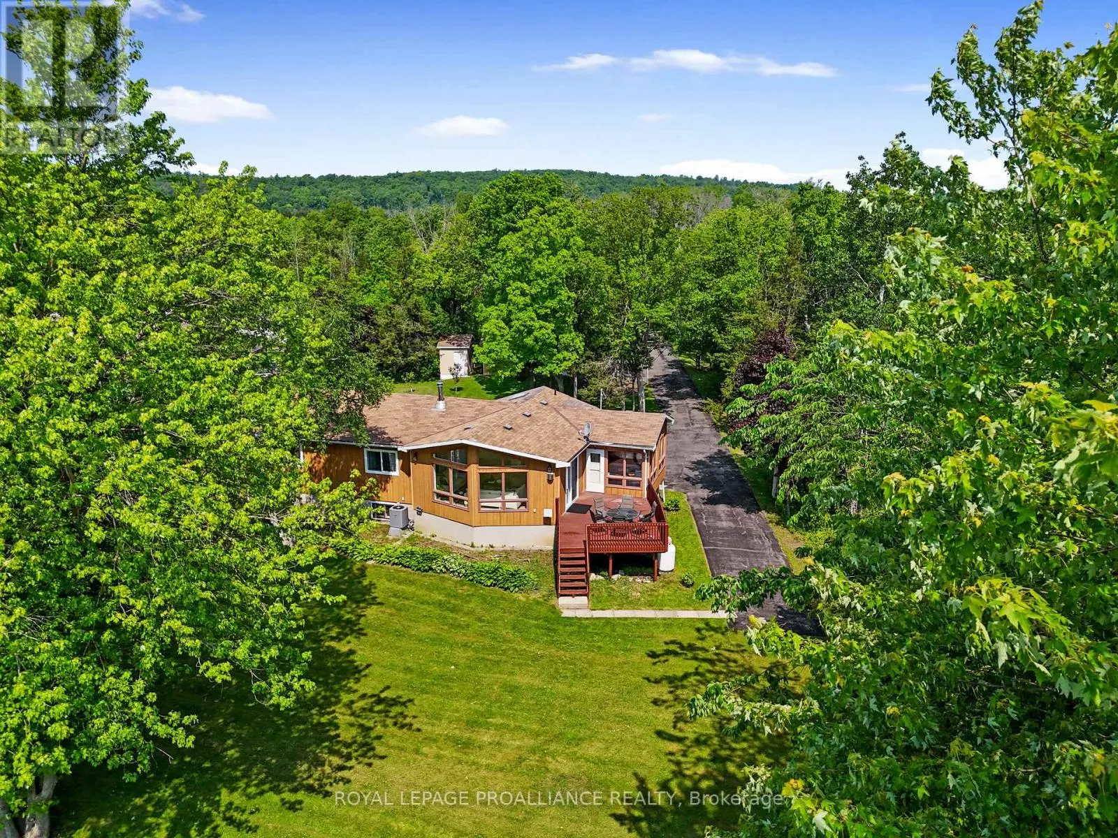 269 HILLSIDE DRIVE