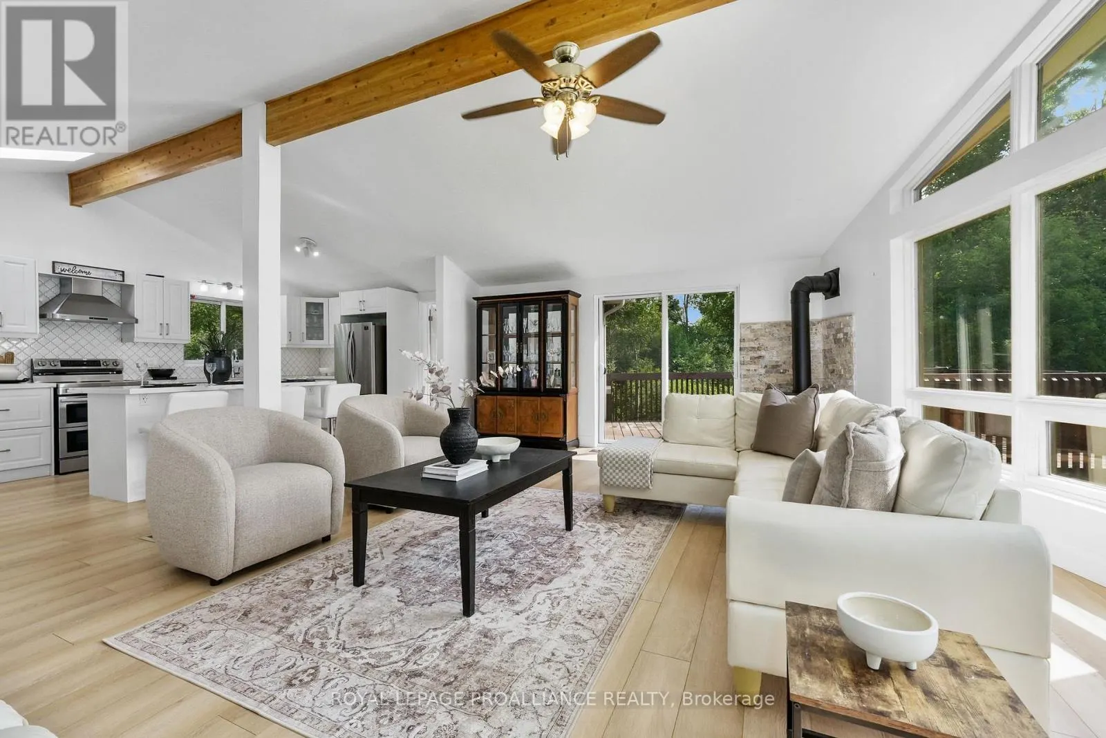 269 HILLSIDE DRIVE