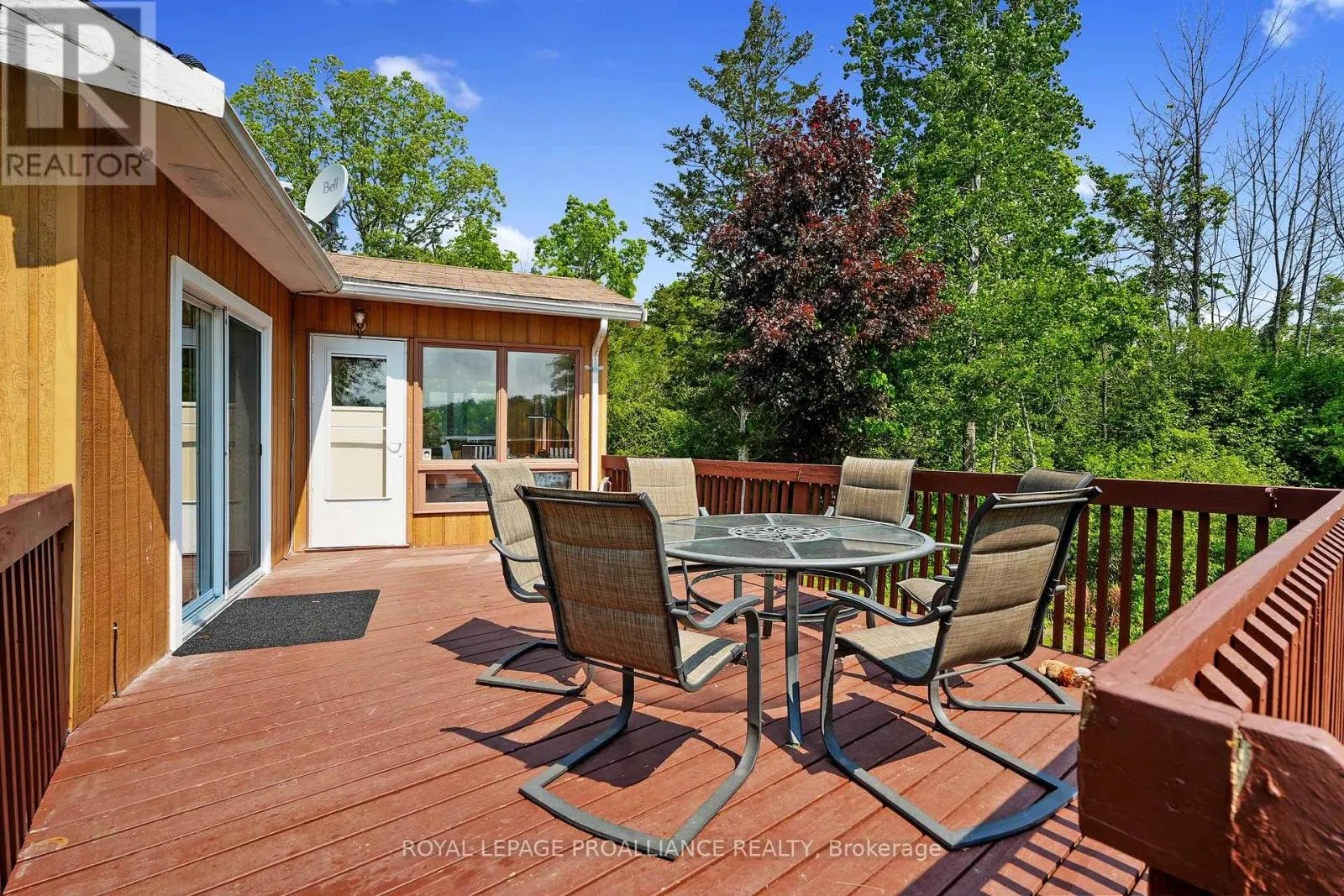 269 HILLSIDE DRIVE