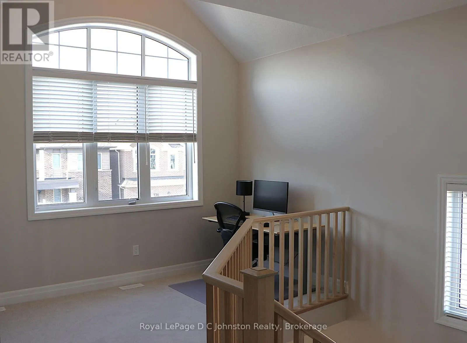 58 WILLIAM NADOR STREET