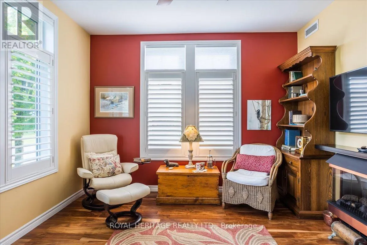 111 - 29 LAKEWOOD CRESCENT, #111