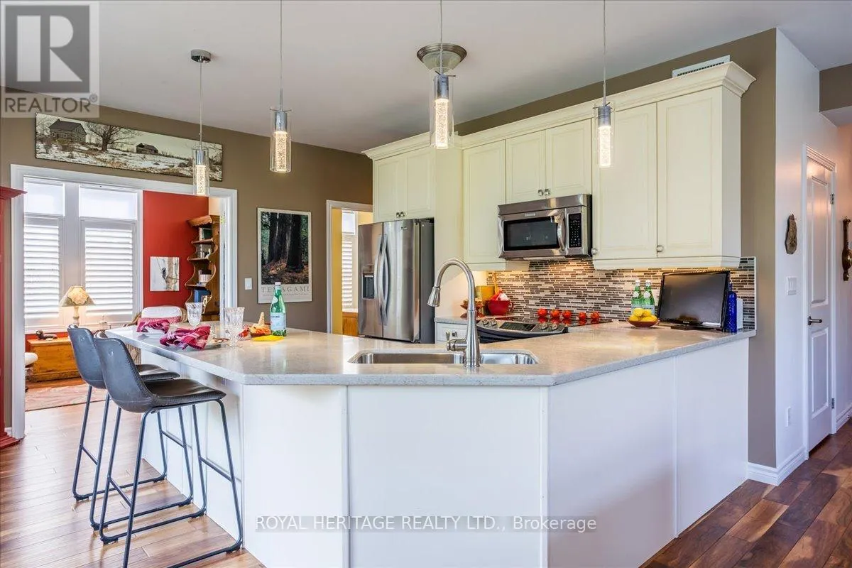 111 - 29 LAKEWOOD CRESCENT, #111