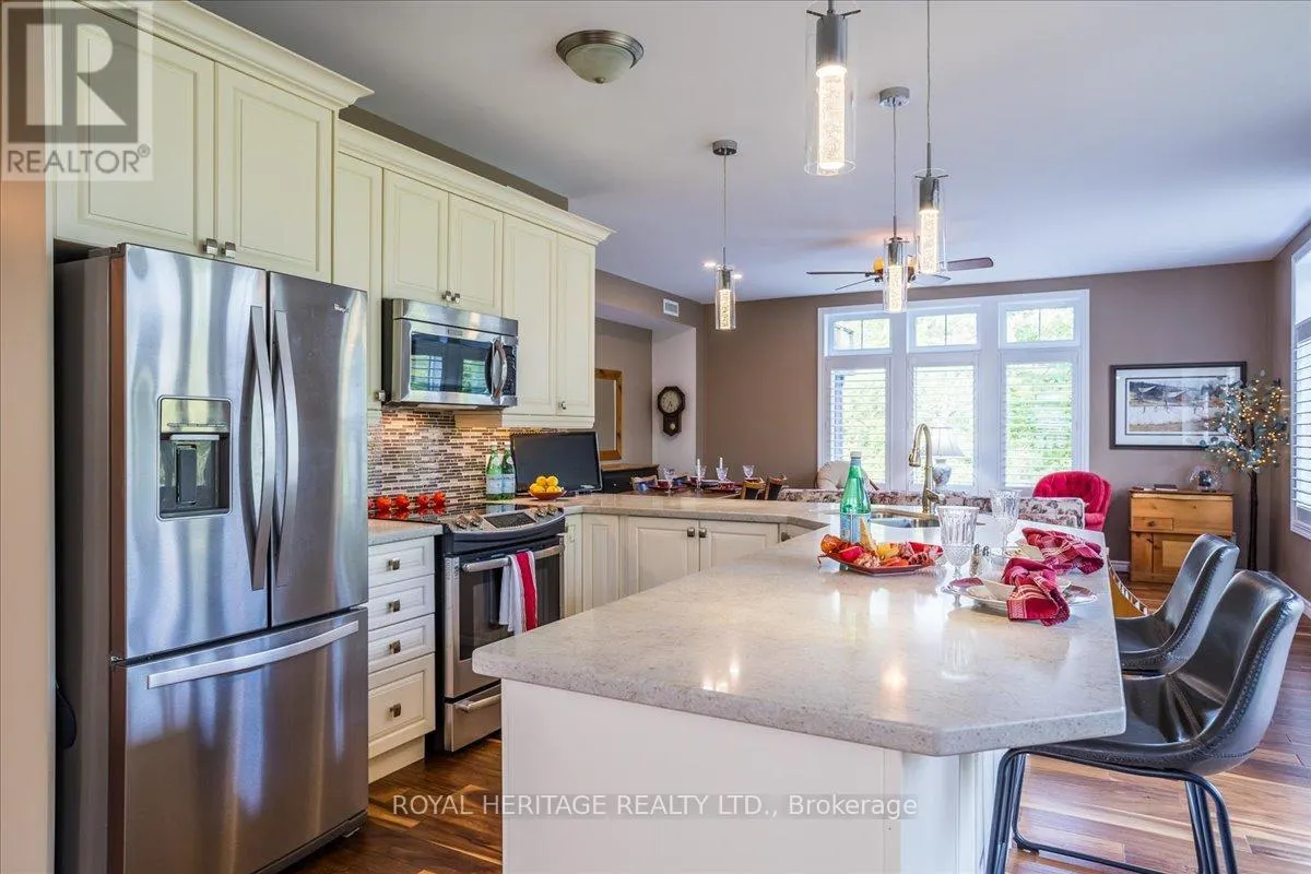 111 - 29 LAKEWOOD CRESCENT, #111