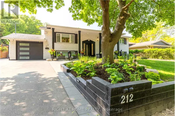 212 LOCKHART DRIVE