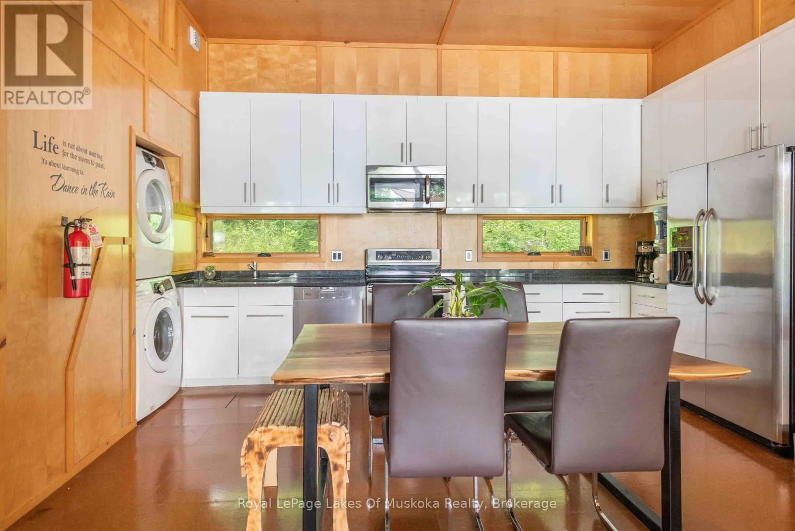 484 BIG ISLAND S