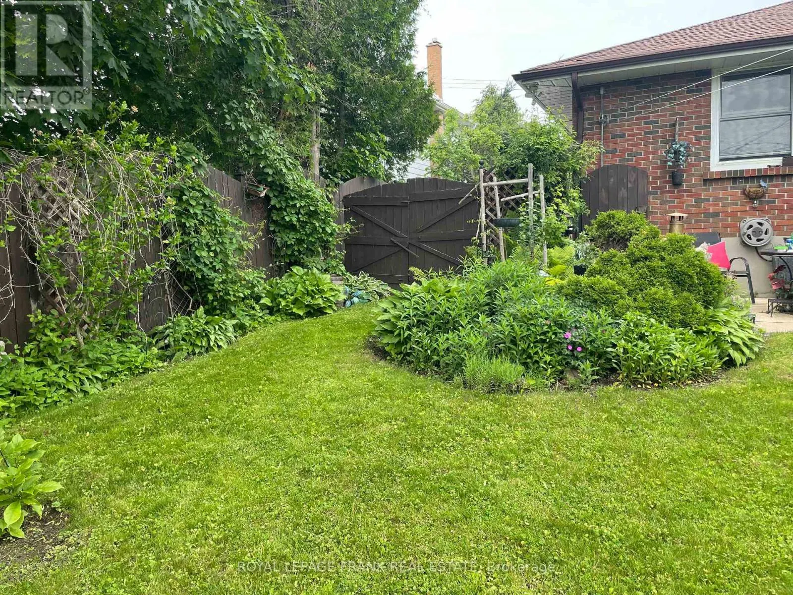 385 BELLEVUE STREET