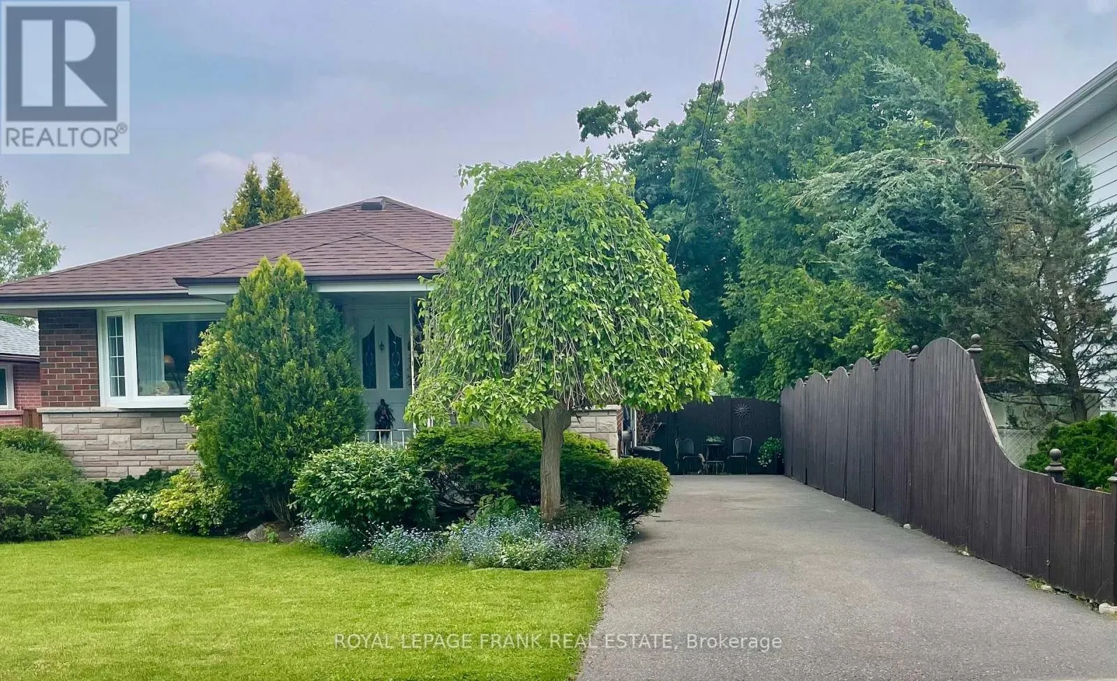 385 BELLEVUE STREET