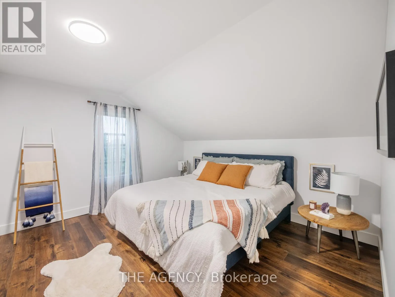 1349 QUEEN STREET