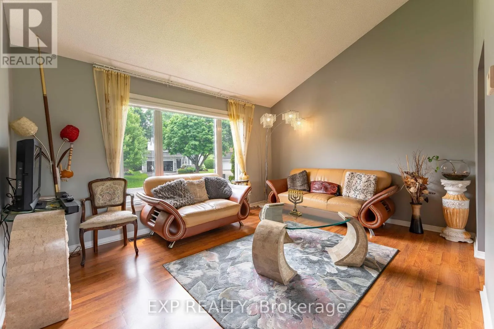 3379 DESCOTES CIRCLE