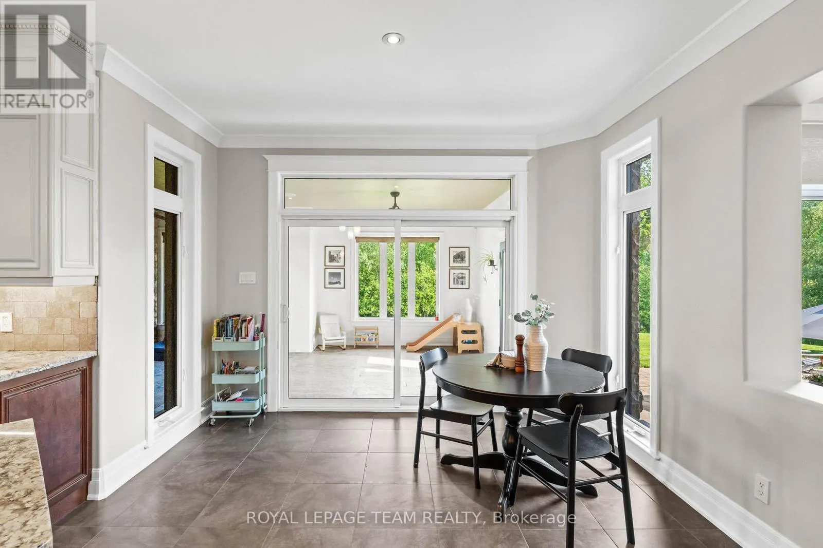 6132 PEBBLEWOODS DRIVE