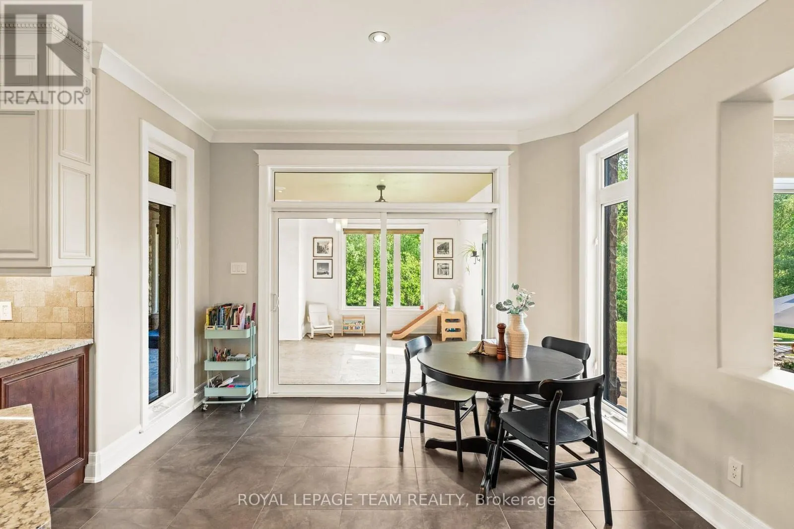 6132 PEBBLEWOODS DRIVE