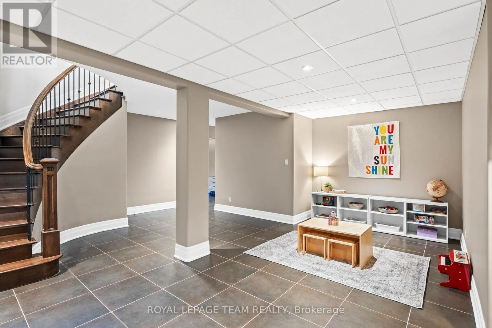 6132 PEBBLEWOODS DRIVE